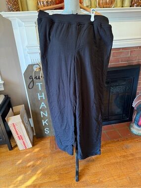 Men's Black Pull-On Jogger Pants